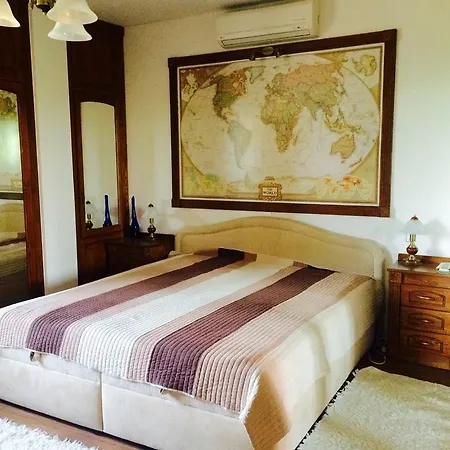 Eden Holiday Holiday home Zamardi