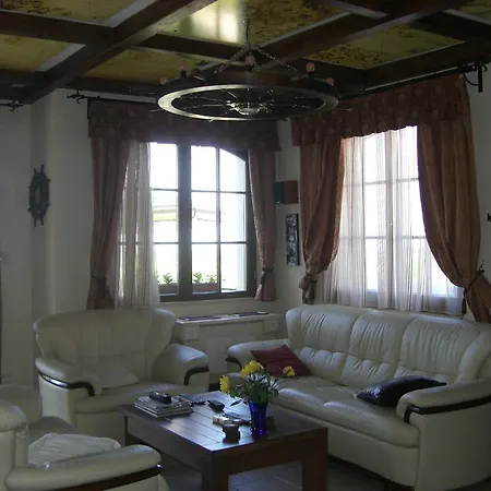 Holiday home Eden Holiday Zamardi
